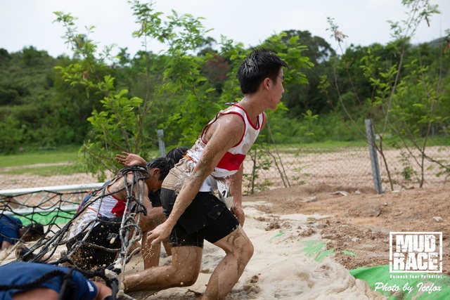 20190428_Mud Race_SOHO-5