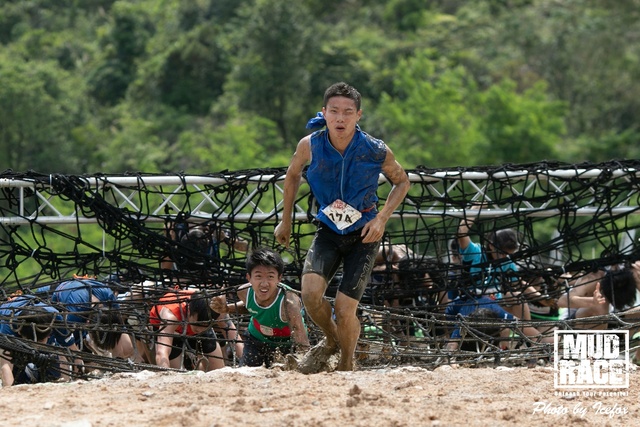 20190428_Mud Race_SOHO-12