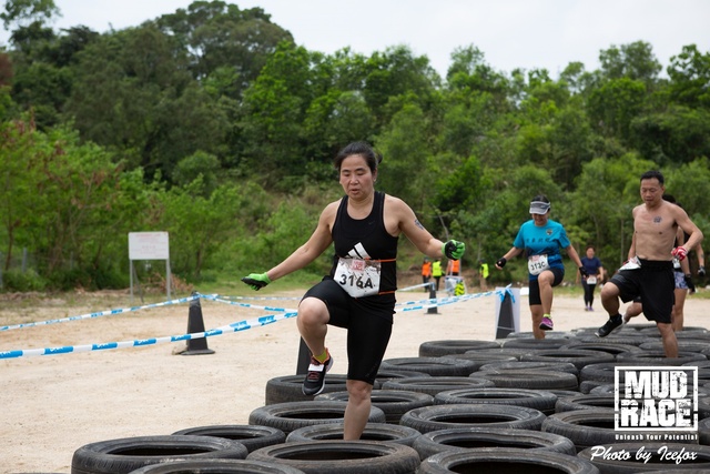 20190428_Mud Race_SOHO-100