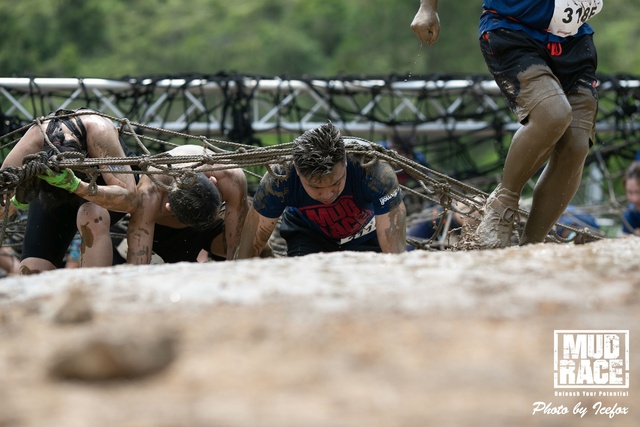 20190428_Mud Race_SOHO-124