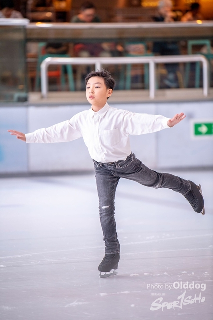 Skating-11