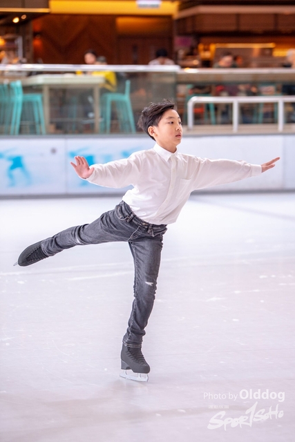 Skating-12