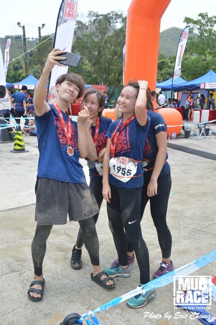 Mud_Race_1080