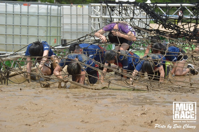 Mud_Race_1224
