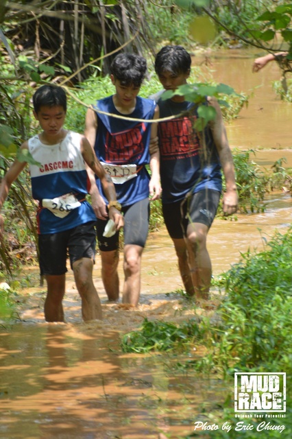 Mud_Race_2035