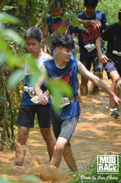 Mud_Race_2038