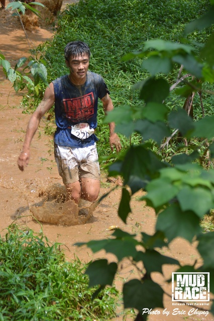 Mud_Race_2056