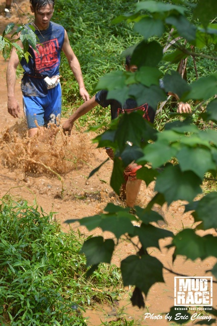 Mud_Race_2058