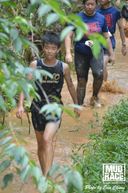 Mud_Race_2072