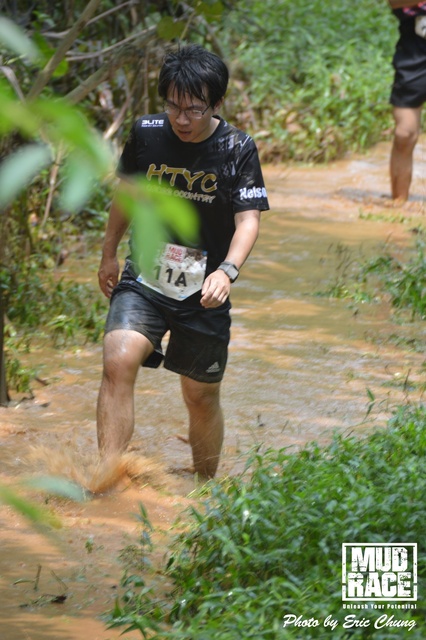 Mud_Race_2080