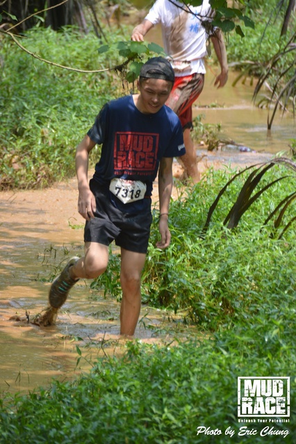 Mud_Race_2081