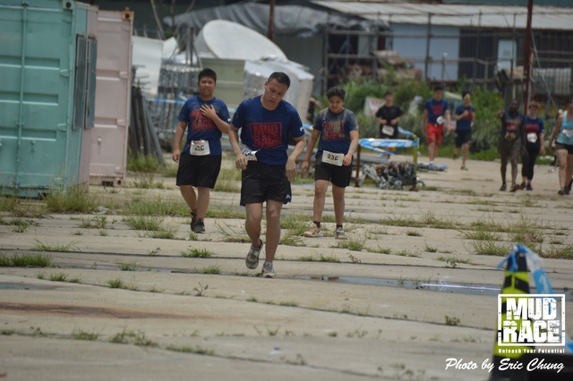 Mud_Race_3_450