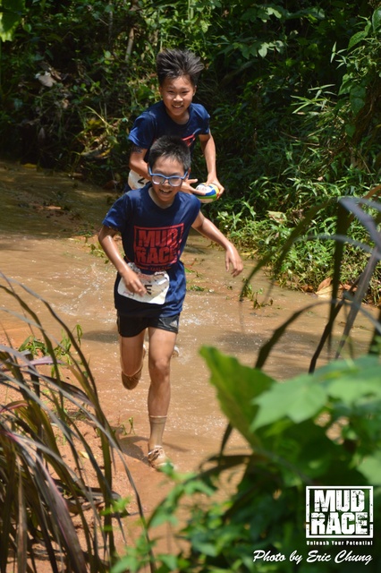 Mud_Race_2134