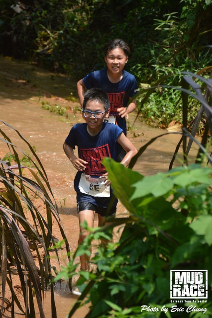 Mud_Race_2137