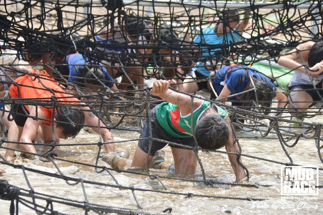 Mud_Race_1879