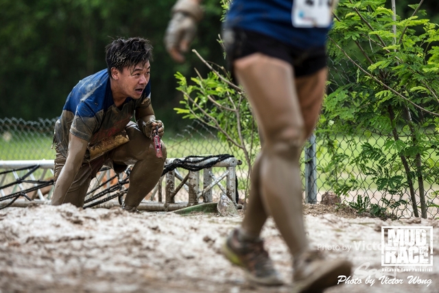 MUD RACE_0101