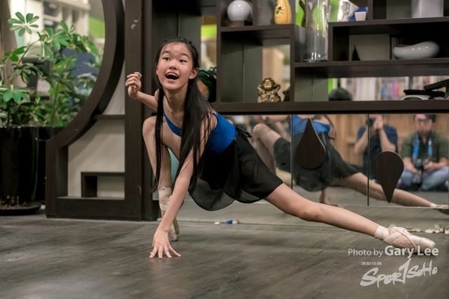 Dance 0112