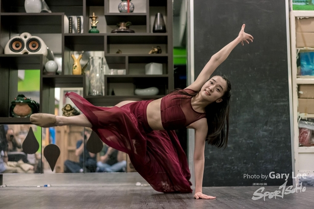 Dance 0135