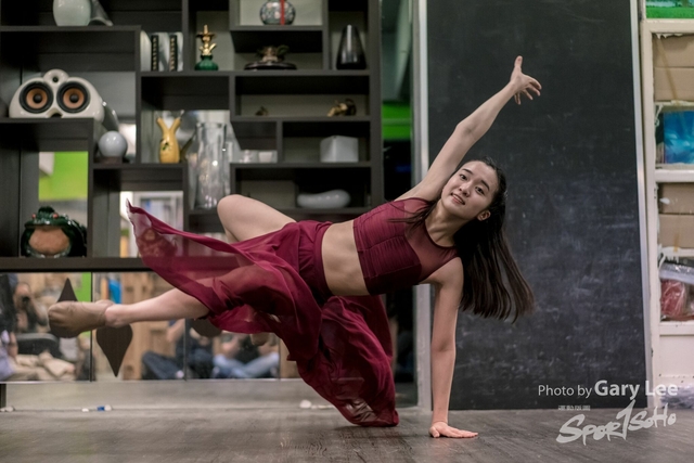 Dance 0136