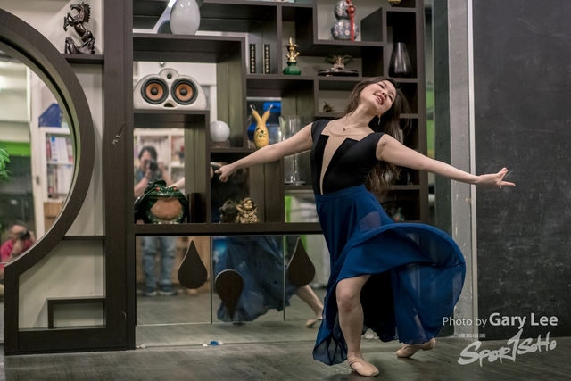 Dance 0192