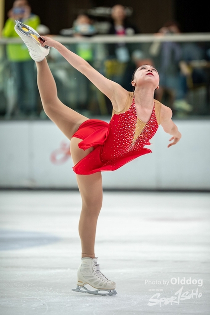 Skating43