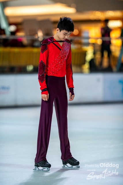 Skating71