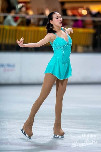 Skating122