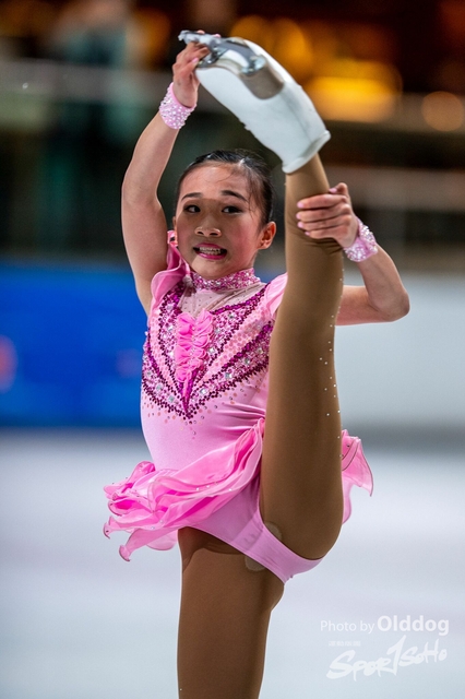 Skating195