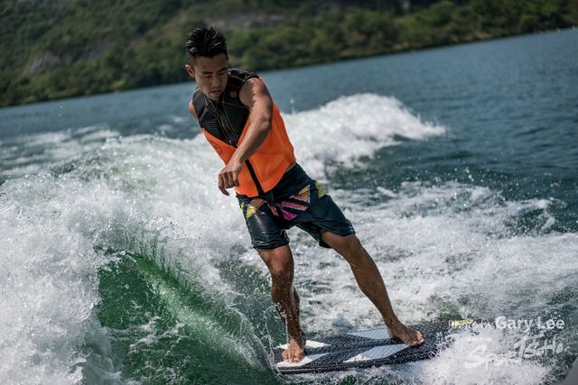 Wakesurf 0180