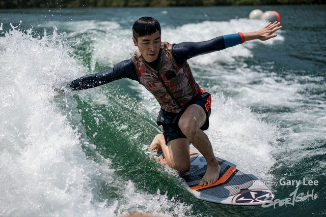 Wakesurf 0194