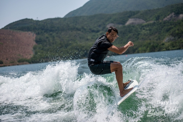 Wakesurf 0251