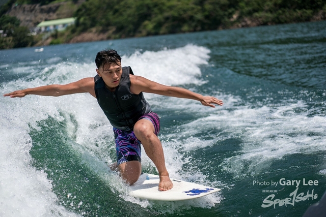 Wakesurf 0292