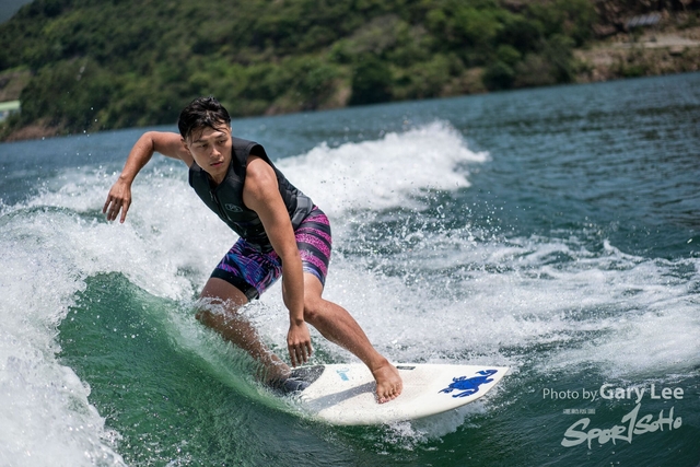 Wakesurf 0295