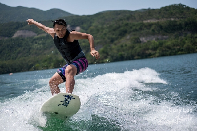 Wakesurf 0302