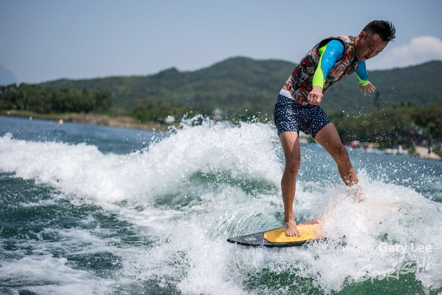 Wakesurf 0316