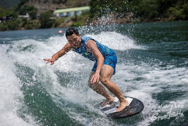 Wakesurf 0328