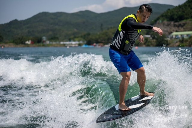 Wakesurf 0353