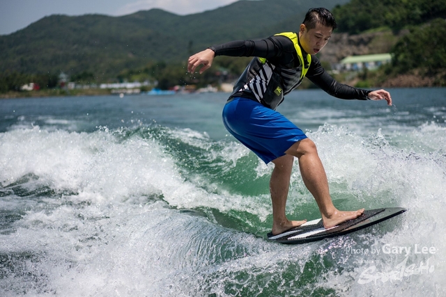 Wakesurf 0355