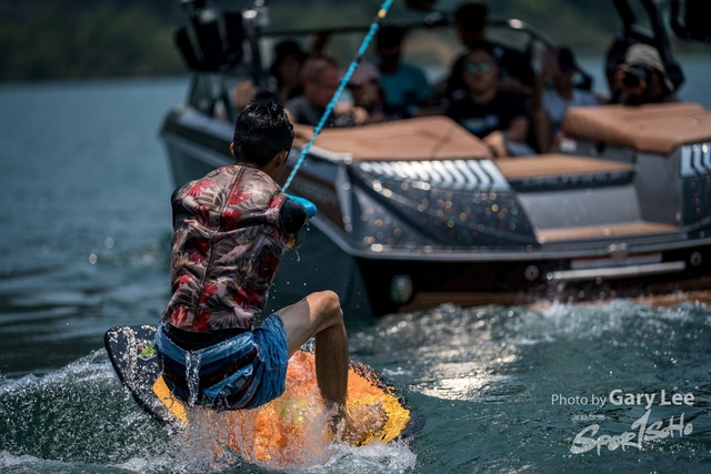 Wakesurf 0399