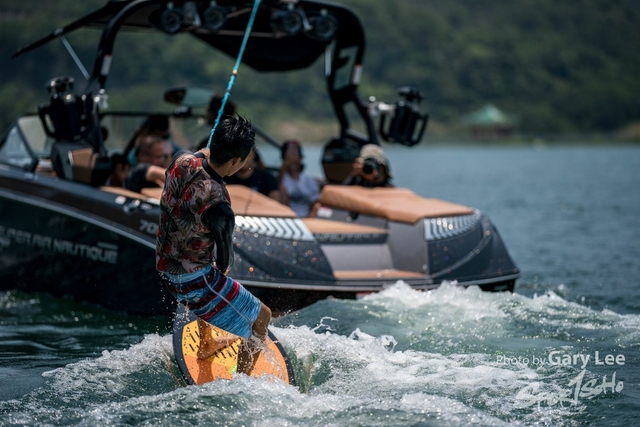 Wakesurf 0400