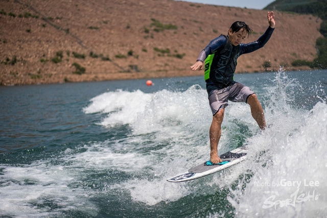 Wakesurf 0425