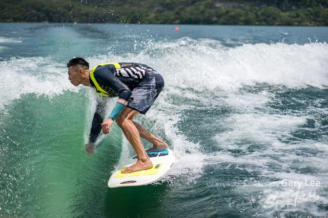 Wakesurf 0451