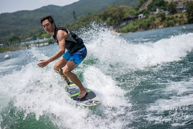 Wakesurf 0455