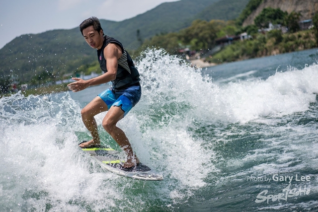 Wakesurf 0457