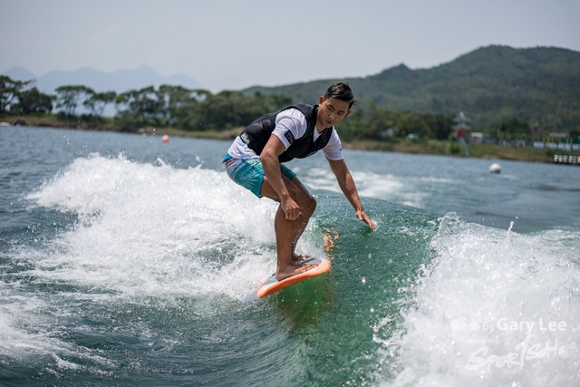 Wakesurf 0490