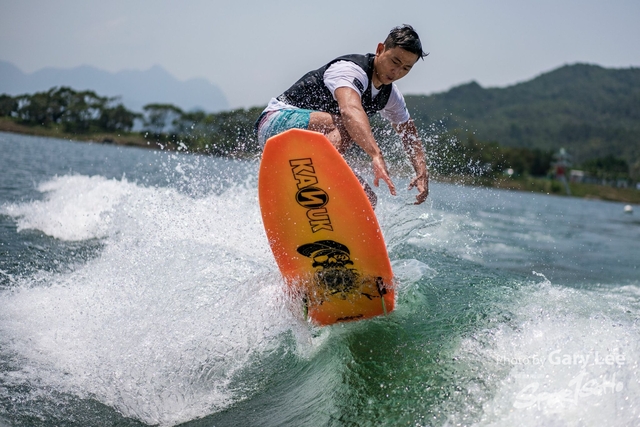 Wakesurf 0493