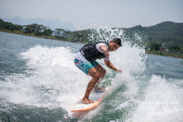 Wakesurf 0496
