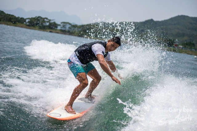 Wakesurf 0497