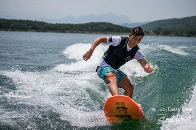 Wakesurf 0514