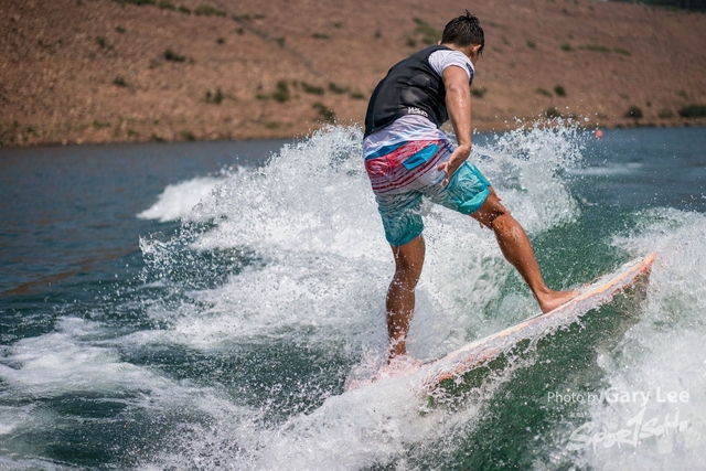 Wakesurf 0540